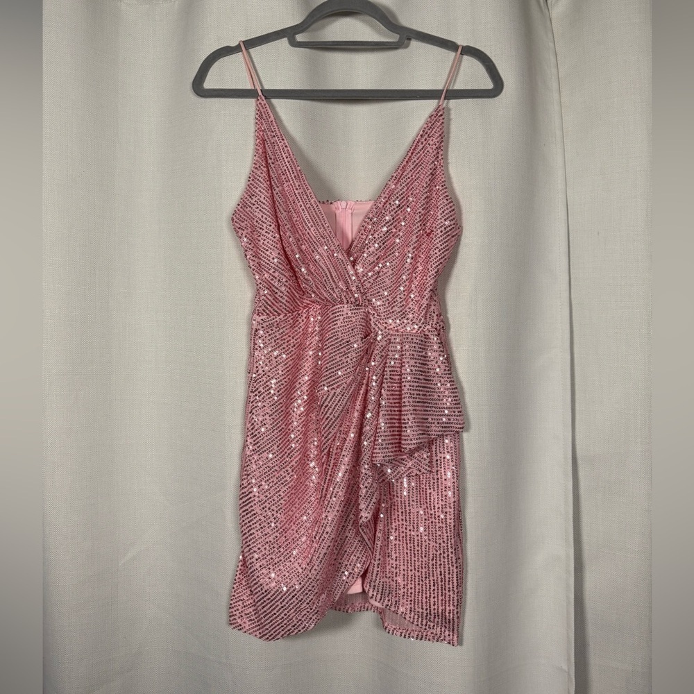 Double Crazy Light Pink Sequin Surplice Neck Mini Dress Size Medium - Picture 2 of 9
